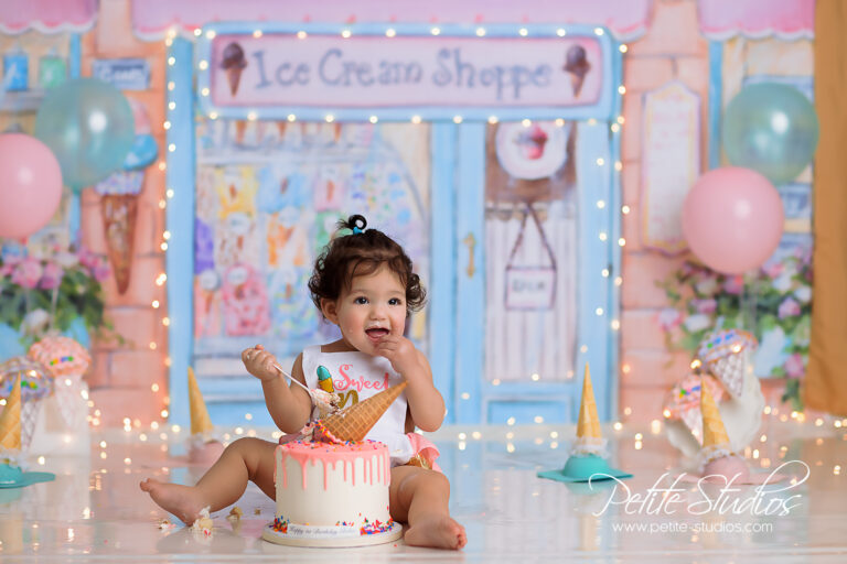 First Birthday Baby Photographer Cake Smash Naperville Chicago Illinois