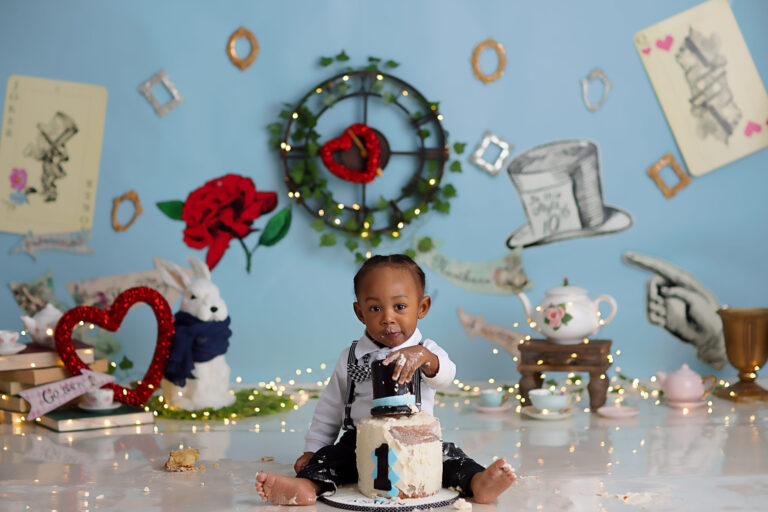 First Birthday Baby Photographer Cake Smash Naperville Chicago Illinois