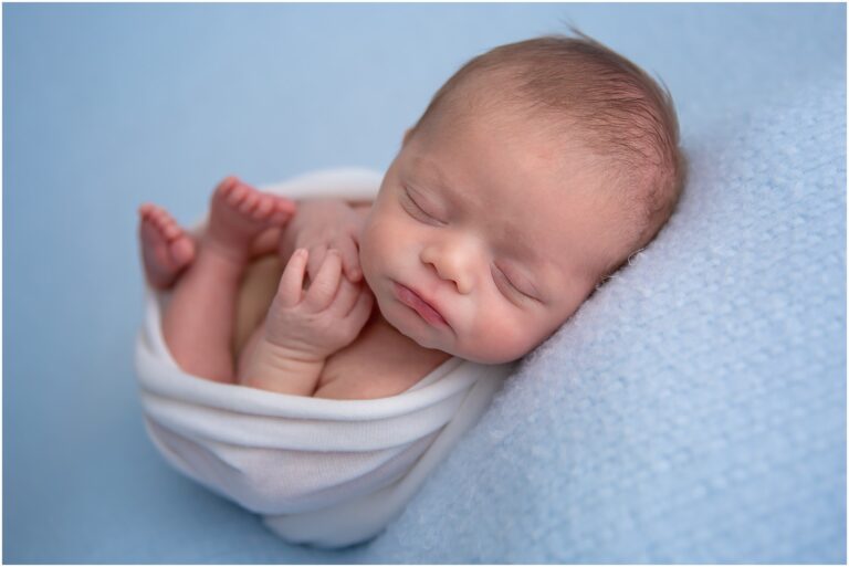 Family and Newborn Photo studio Naperville Chicago Illinois