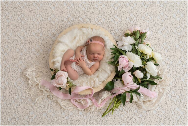 Naperville and Chicago newborn photographer, baby photos, newborn photographer