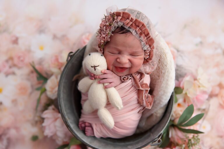Newborn Baby Infant Photographer Naperville Chicago