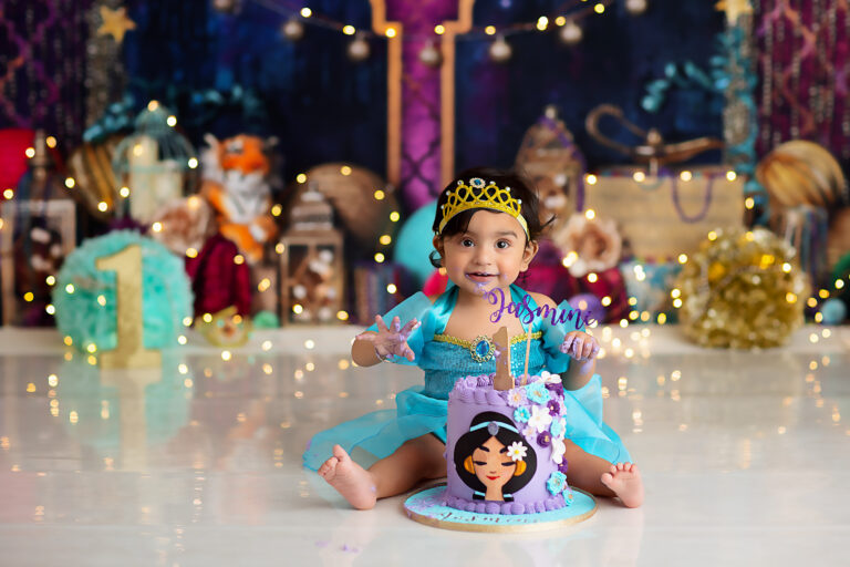 First Birthday Baby Photographer Cake Smash Naperville Chicago Illinois